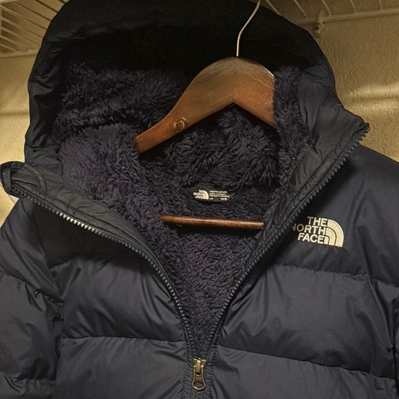 The North Face Dark Blue Puffer Jacket - Picture 4 of 5
